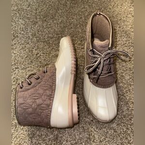 magellan outdoors duck boot shoes sz 9